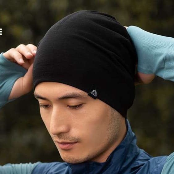 ランニングキャップ　キャップ ランニング オールシーズン軽量ランニング帽