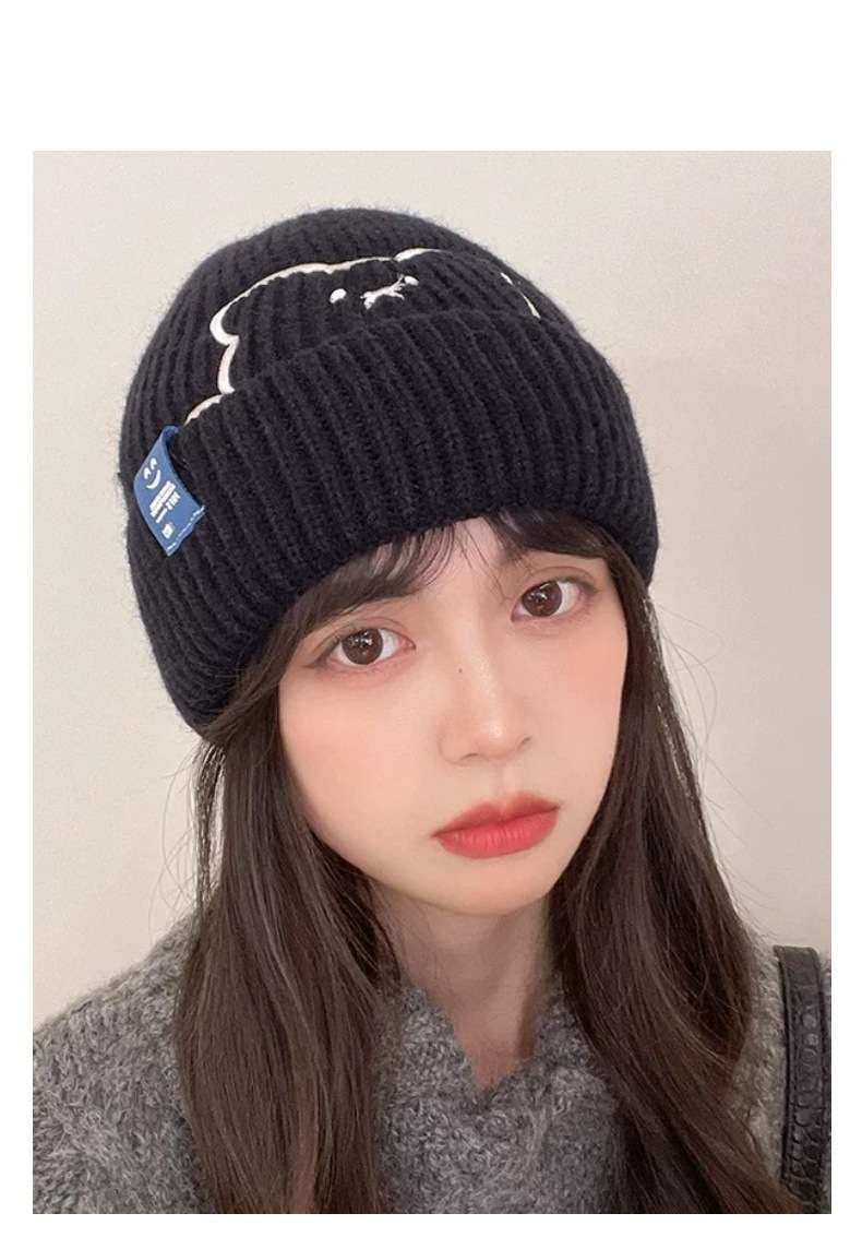 ランニングキャップ　キャップ  くまさん刺繍ニット帽