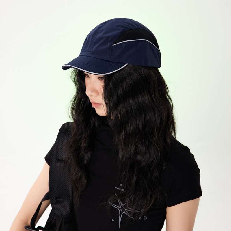 ランニングキャップ　スポーティ軽量キャップ