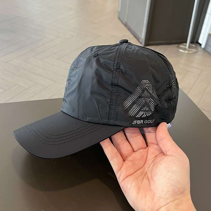 ランニングキャップ　メッシュ素材スポーツキャップ