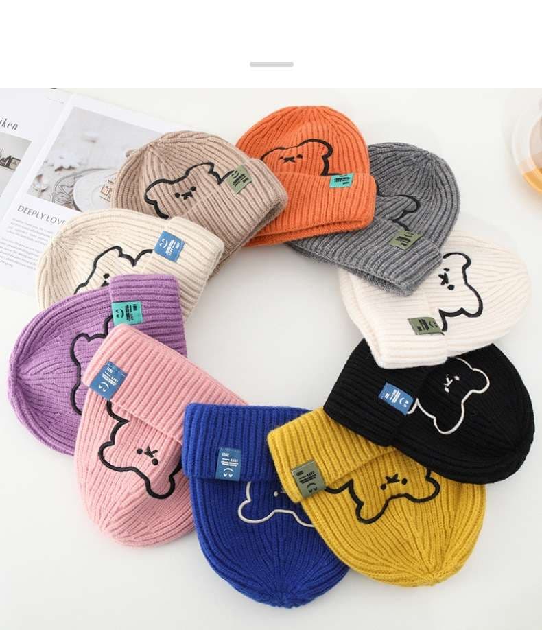 ランニングキャップ　キャップ  くまさん刺繍ニット帽