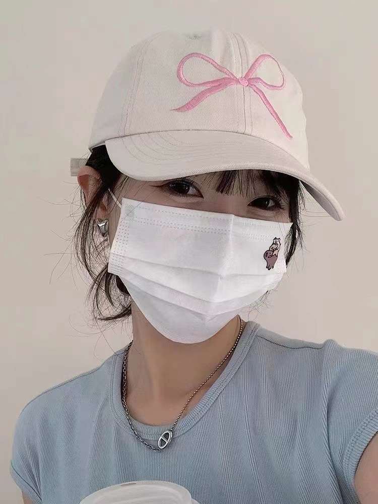 ランニングキャップ　リボン刺繍入りレディースキャップ