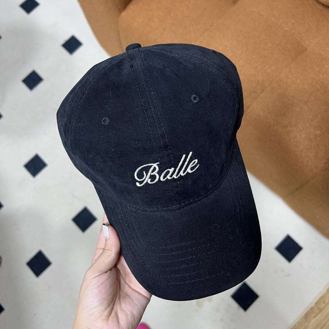 ランニングキャップ　バレエ刺繍入りシンプルキャップ