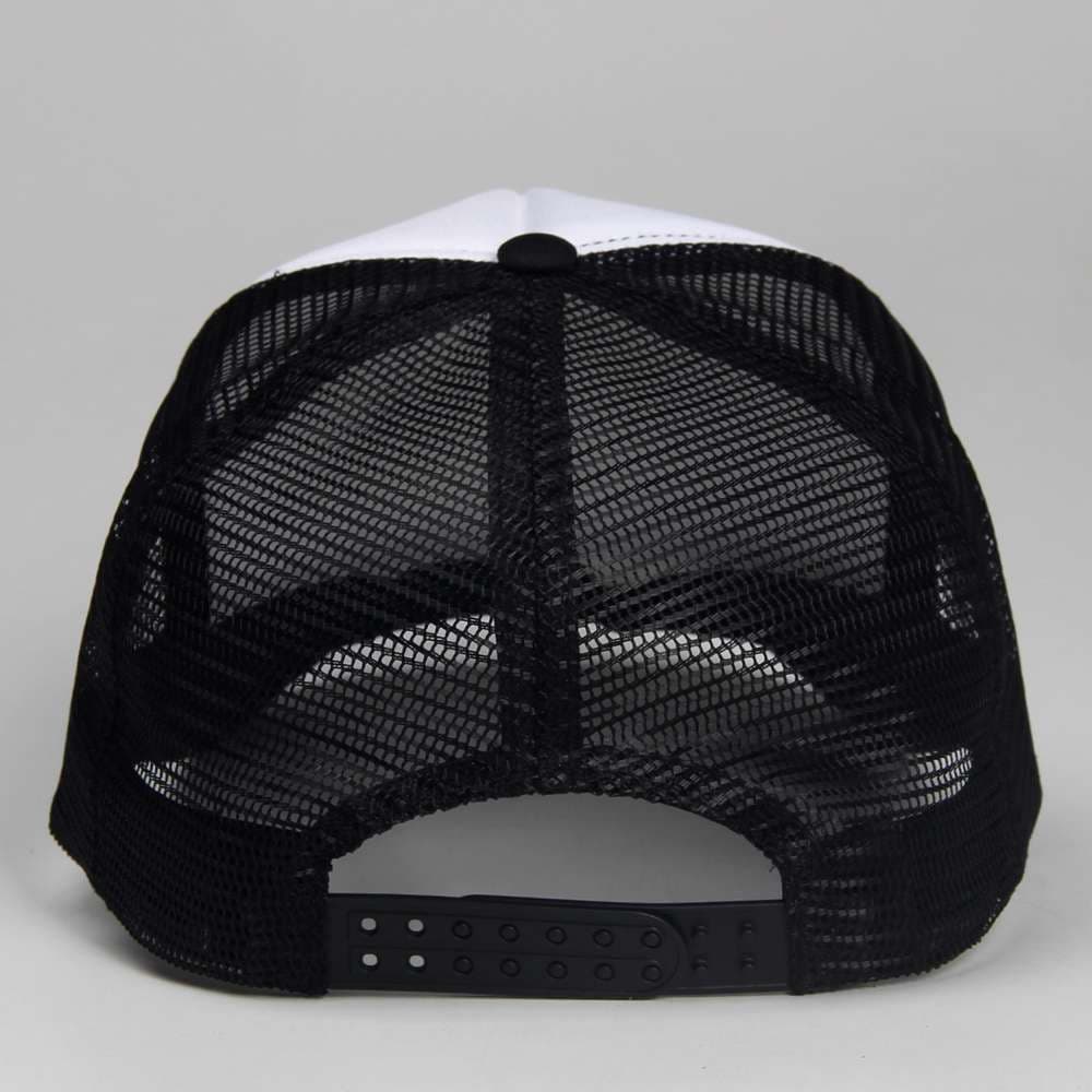 ランニングキャップ　通気性抜群メッシュトラッカーキャップ