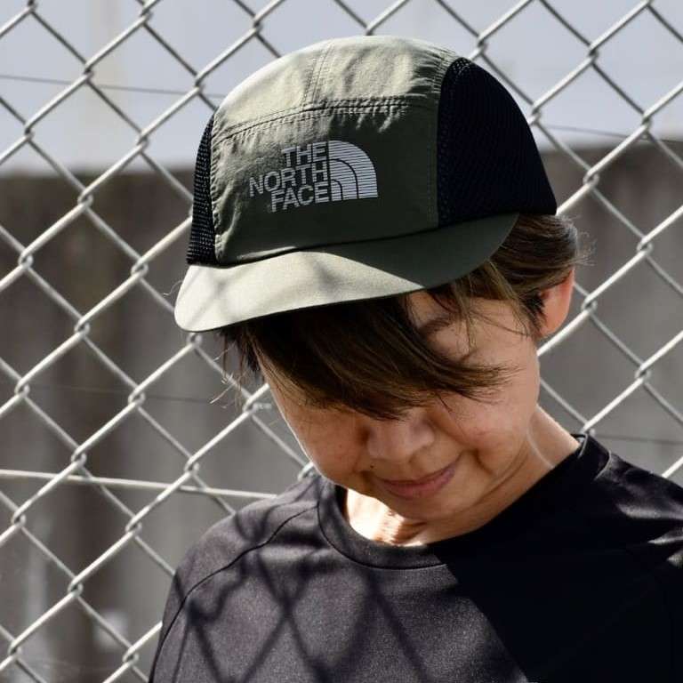 ランニングキャップ　メッシュ通気性ランニングキャップ