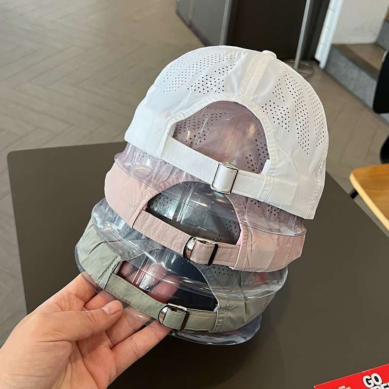 ランニングキャップ　メッシュ素材スポーツキャップ